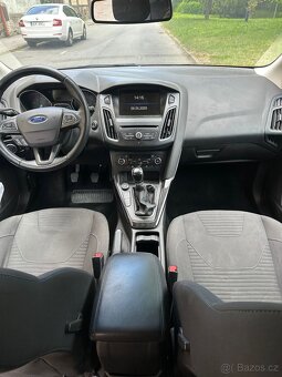 Ford Focus 1.0 EcoBoost , nová STK, 74 kW, klimatizacee - 6