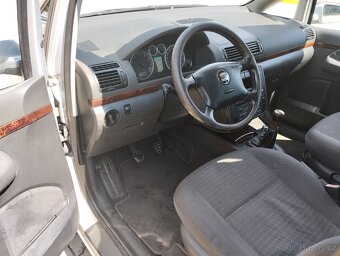 SEAT ALHAMBRA 2,8 VR6 , 7 místne r.v.2003 - 6