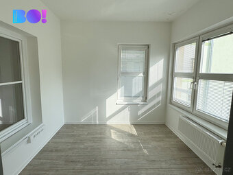 Pronájem kanceláře 260 m² – ul. Zubatého Praha 5 - 6