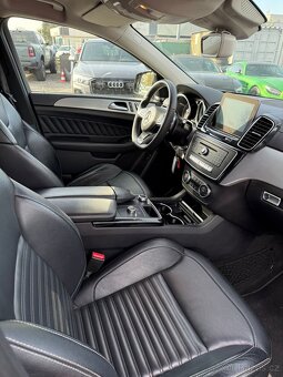 Mercedes- Benz GLE - 6