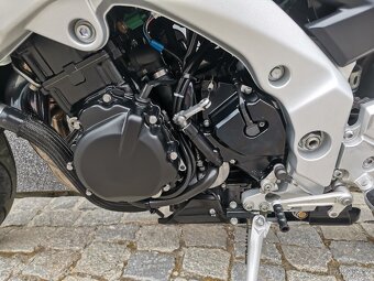 Suzuki Gsr 600 - 6