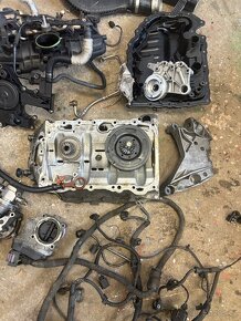 Díly z motoru 1.8tsi 118kw cdaa - 6