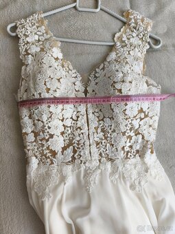 Svatební šaty, závoj, obal na šaty - 6