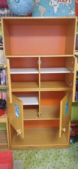 daruji dětskou nábytkovou stěnu - 6