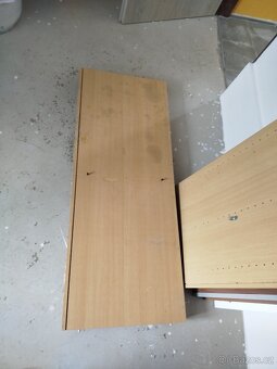 Šatní skříň - 6