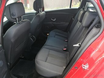 RENAULT MEGANE 1,5 TDCI - 6