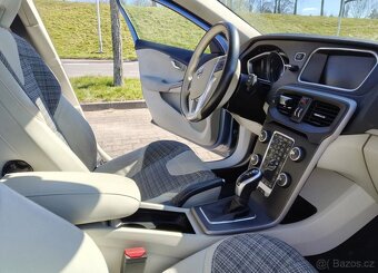 Volvo V40 D2 Drive-E Momentum - 6