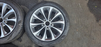 BMW 5 (F10, F11) alu originál sada R18 - 6