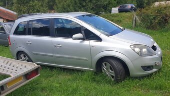 Opel zafira 1.7 cdti (nepojizdné na díly jako CELEK ) - 6