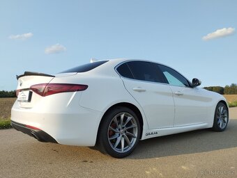 Alfa Romeo Giulia 2.2 JTD 132kw , xenon, 138 tkm, TAŽNÉ - 6