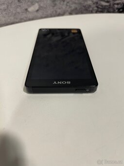 Sony Walkman NWZ-F886 digital media player - 6