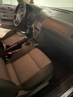 Prodám Volkswagen Golf 4 1,4 16v Special Edition hatchback - 6