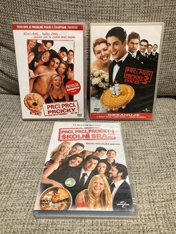 DVD / pohlednice / časopisy / kabely-redukce-adaptéry - 6