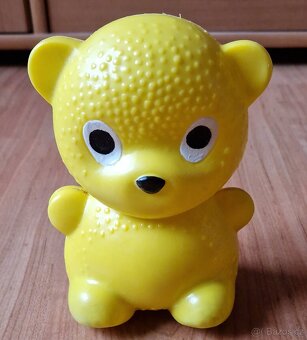 Igráčci, Hejrup, plastová koule, parašutista a dalekohledy - 6