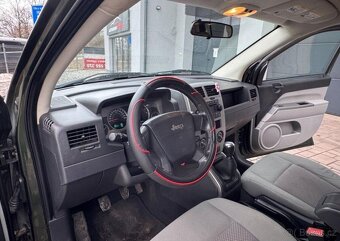 Jeep Compass 2.0 CRDi, 4x4 nafta manuál 88 kw - 6