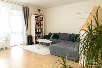 Luxusní řadový dům 4+kk s bazénem a zahradou v Drahelčicích, - 6