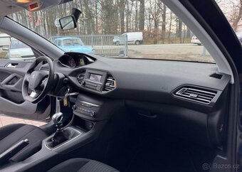 Peugeot 308 1.2 Active benzín manuál 81 kw - 6