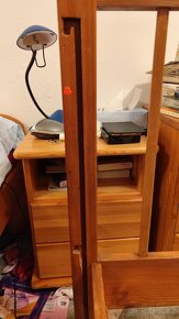 Prodám kompletní dětskou dřevěnou postýlku s ohrádkou 120x60 - 6