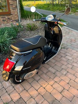 Vespa GTS Super 300 - 6