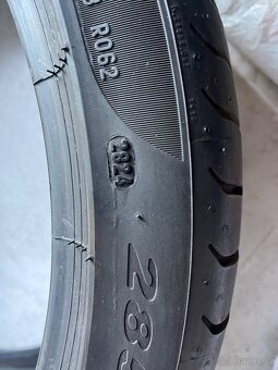 PIRELLI PZERO 285/35 R21 105Y Runflat rok 2024 - 6