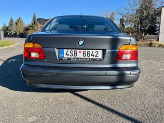 Bmw 5 e39 525d 120kw sedan manuál r.v 2001 najeto 260tkm - 6