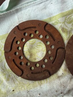 Harley-Davidson WL - spojková lamela ULOŽENKA - 6