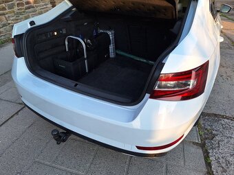 Škoda Superb 2,0 tdi LaK - 6