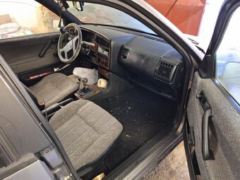 VW Passat B3 Variant 1.8i - 6