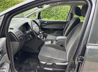 Ford C-Max 1.6i 85 kW Ghia - benzín - 6