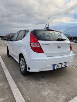 Volný ihned UBER , Bolt ECONOMY - Hyundai i 30 1,4 LPG - 6