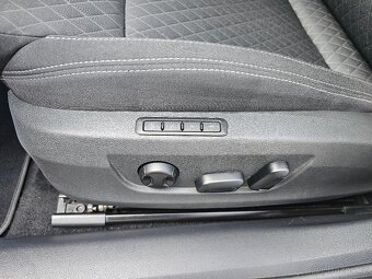 Superb III 2,0 TDi 110KW DSG Style 2016, NAVI, ALU, DAC - 6