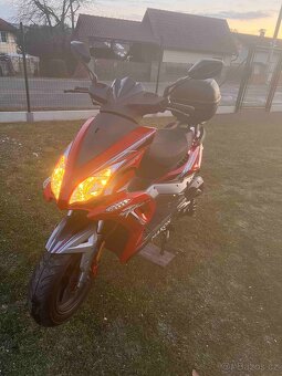 Skútr Maxon Matador 125 - 6