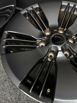 Alu ISUZU D-MAX 6x139.7 r18 - 6