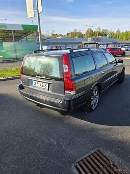Volvo V70 2,4 D5 manuál - 6