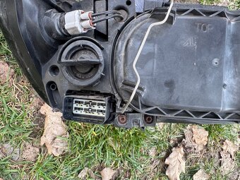 náhradní díly pro volvo v50,v40 2004,2011 - 6