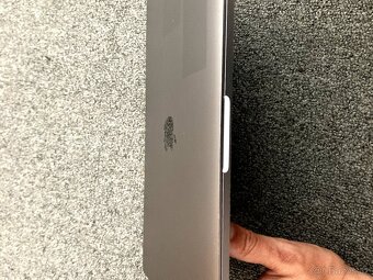 MacBook Pro 13 palců Apple M1 chip 16GB RAM 512 SolidStateDi - 6