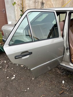 Dveře na Mercedes w124 - 6