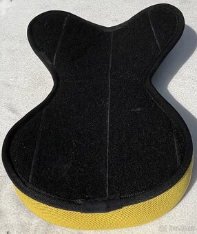 Bezkostrové FreeMax sedlo žluté - 6