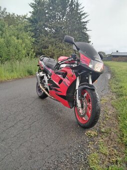 GSX-R 1100 - 6