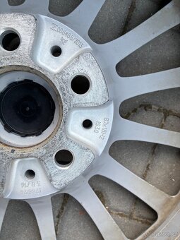 Originál alu kola 18” bmw 5, G30/G31 - 6