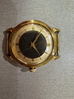 Hodinky Junghans TRILASTIC - 6