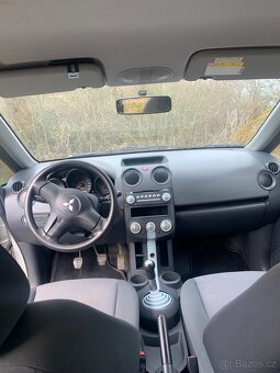 Mitsubishi COLT 2006 - 6