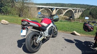 Suzuki GSR 600 - 6
