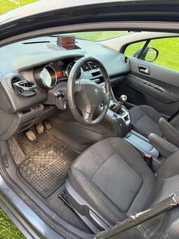 Peugeot 5008 - 6