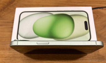 iPhone 15 128GB záruka do 6.6.2026 - 6