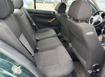 Volkswagen Bora 2.3 110KW V5 - 6