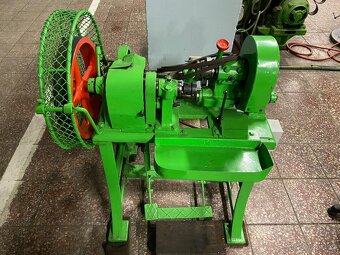 FUNKČNÍ EXCENTRICKÝ LIS - 2,8 kW, NOŽNÍ , PRŮMYSLOVÝ - 6