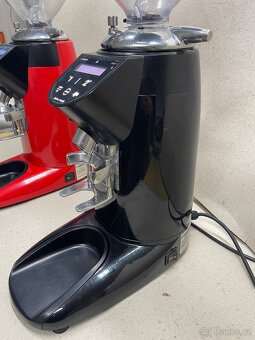 Repasované mlýnky Compak E6 - 6