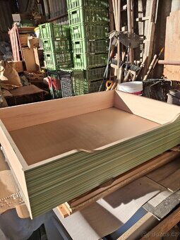 Prodej postele,skřinè - 6