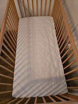 Dětská dřevěná postýlka - 6